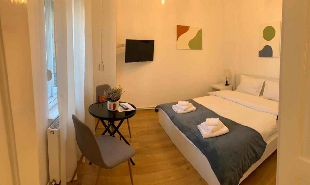 Apartament Plopilor Studios 锡比乌 外观 照片